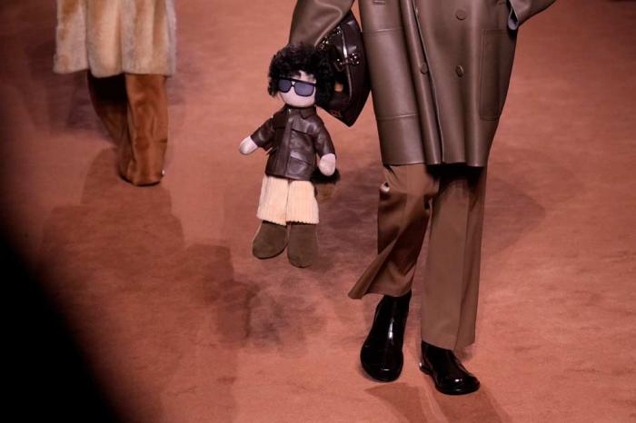 A model wears a creation of the Fendi Fall/Winter 2025-2026 women's collection presented in Milan, Italy, Wednesday, Feb. 26, 2025