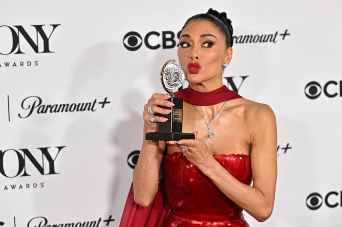 Nicole Scherzinger poses in the press room with the award for best performance by an actress in a leading role in a musical for "Sunset Blvd." during the 78th Tony Awards on Sunday, June 8, 2025, at Radio City Music Hall in New York