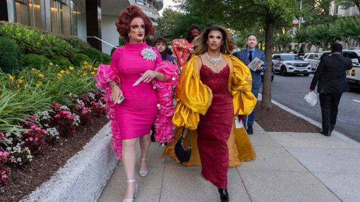 Tara Hoot, Maria Con Carne, Ricky Rosé and Vagenesis walk to the Kennedy Center, Wednesday, June 11, 2025, in Washington to attend a performance of Les Miserables, that President Donald Trump and first lady Melania Trump were also attending
