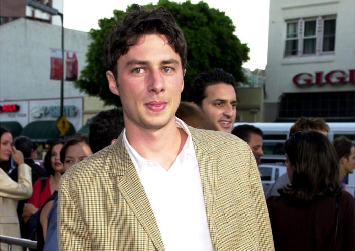 Actor Zach Braff arrives at the premiere of the movie "The Broken Hearts Club" July 17, 2000 in Hollywood, CA. (Photo by Online USA)