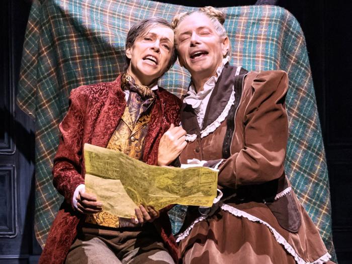 Ellen Harvey and Arnie Burton in "Dracula, A Comedy Of Terrors." Photo by Matthew Murphy