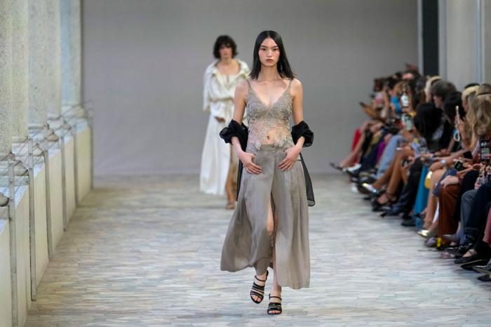 A model wears a creation as part of the Alberta Ferretti Spring Summer 2025 collection, that was presented in Milan, Italy, Tuesday, Sept. 17, 2024