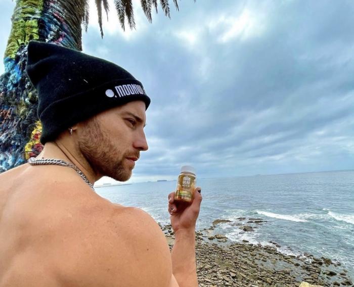 Considering CBD? How Delta-8 Can Deliver Mood-Boosting Benefits