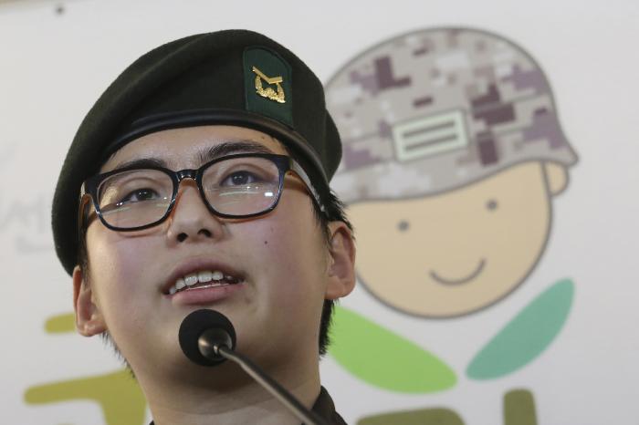 South Korean army Sergeant Byun Hui-su