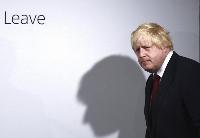 Boris Johnson arrives for a press conference at Vote Leave headquarters in London in 2016.