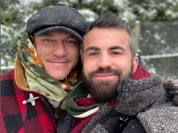Luke Evans ans Fran Tomas 