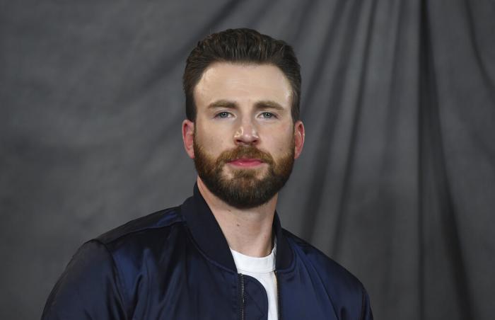 Chris Evans attends the "Knives Out" photo call at the Four Seasons Hotel on Nov. 15, 2019, in Los Angeles.