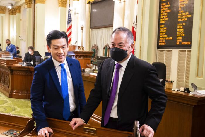 California will Try to Enshrine Right to Same-Sex Marriage