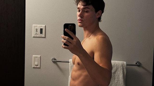 Noah Beck