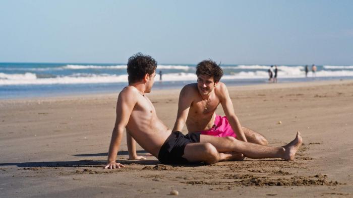 Lautaro Bettoni and Javier Oran star in The Astronaut Lovers (Los Amantes Astronautas), the Men's Latin Spotlight Film