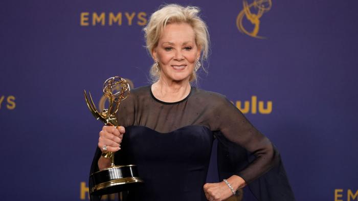 Jean Smart poses in the press room with the award for outstanding lead actress in a comedy series for "Hacks" during the 76th Primetime Emmy Awards on Sunday, Sept. 15, 2024, at the Peacock Theater in Los Angeles