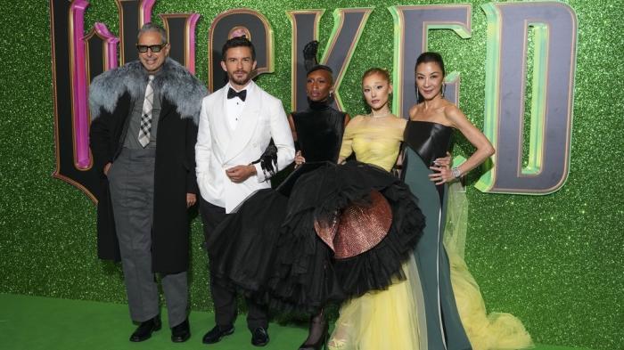Jeff Goldblum, from left, Jonathan Bailey, Cynthia Erivo, Ariana Grande and Michelle Yeoh pose for photographers upon arrival at the premiere of the film 'Wicked' on Monday, Nov. 18, 2024, in London.