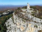 Leaf Peeper? 6 Places to Hike in New York State This Fall
