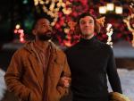 Review: 'Single All the Way' Serves Up Feel-Good Holiday Cheer