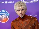 Halsey, Machine Gun Kelly Duet at Super Bowl Music Fest