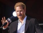 Prince Harry Lawyers Say He Feels Unsafe Bringing Kids to UK