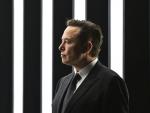 Tesla CEO Elon Musk Offers to Buy Twitter for $43 Billion
