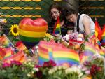 Norway Mourns Victims of Oslo Pride Event Shooting with Memorial Service
