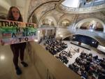 Missouri Senate OKs Limits on Transgender Treatments, Sports