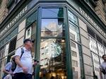 Starbucks Denies Claims that it's Banning Pride Displays but Union Organizers are Skeptical