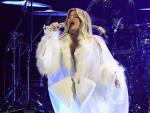 From Human Ashes to Cellphones, What's Going on with Concert Fans Lately?