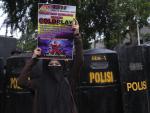 Conservative Muslims in Indonesia Protest Coldplay Concert over the Band's LGBTQ+ Support