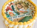 Ignitable Cakes, Sweatshirts and More: Travis Kelce, Taylor Swift Gear Flies off Store Shelves 