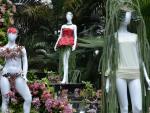 Orchids as Muse: Flowers and Fashion Mix Inside the NY Botanical Garden's Conservatory 