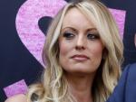 Trump Lawyers Say Stormy Daniels Refused Subpoena Outside a Brooklyn Bar, Papers Left 'at Her Feet'