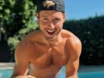 Colton Underwood Shows Off His Hot Dog, Talks Attending First Pride