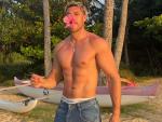 Surf's Up for Chris Appleton and his Latest Thirst Trap