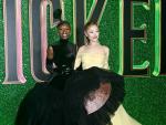 Ariana Grande Takes Note of the Wicked Gay Vibes in 'Wicked'