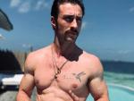 Shirtless Aaron Taylor-Johnson Gets Fans Thirsty All Over Again