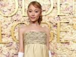 Golden Globes Fashion: Ariana Grande Eschews Glinda Pink for Pale Yellow (Brick Road) Silk 