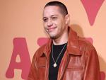 Pete Davidson, Sans Tattoos, Proves He's the Perfect 'Official Boyfriend'