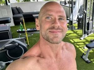 Hunky Johnny Sins Misidentified as Delta Pilot in Toronto Air Crash