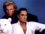 Siegfried & Roy Head to Apple TV+ for Miniseries, with Jude Law and Andrew Garfield Starring