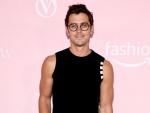Antoni Shows Feet to Sell 'Railmaster' Watch