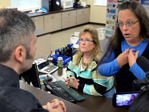 Clerk Who Denied Same-Sex Marriage Licenses in 2015 is Still Fighting Supreme Court's Ruling