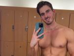 Make a 'V-Line' for Alex Michael