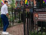 First They Erased Trans People... Now Bisexuals Have Been Scrubbed from Stonewall National Monument